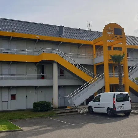 Premiere Classe Hotel *