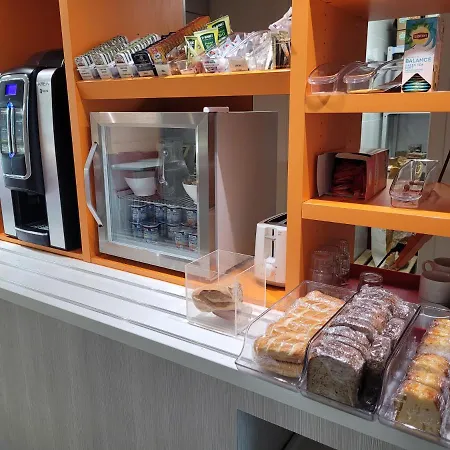 Premiere Classe Hotel