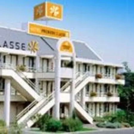 Premiere Classe * أجان