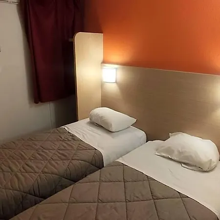 阿让普瑞米尔经典酒店 阿让