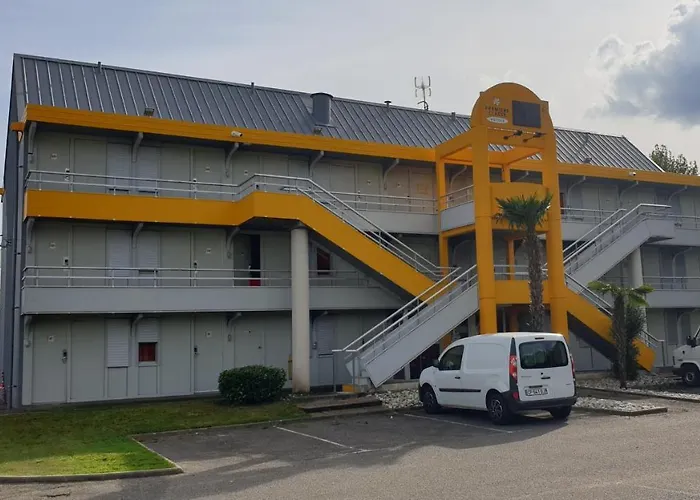 Premiere Classe Hotel *